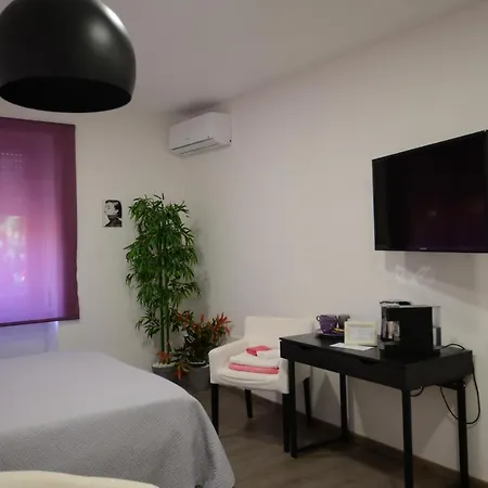 بيت ضيافة Terry's House نوورو